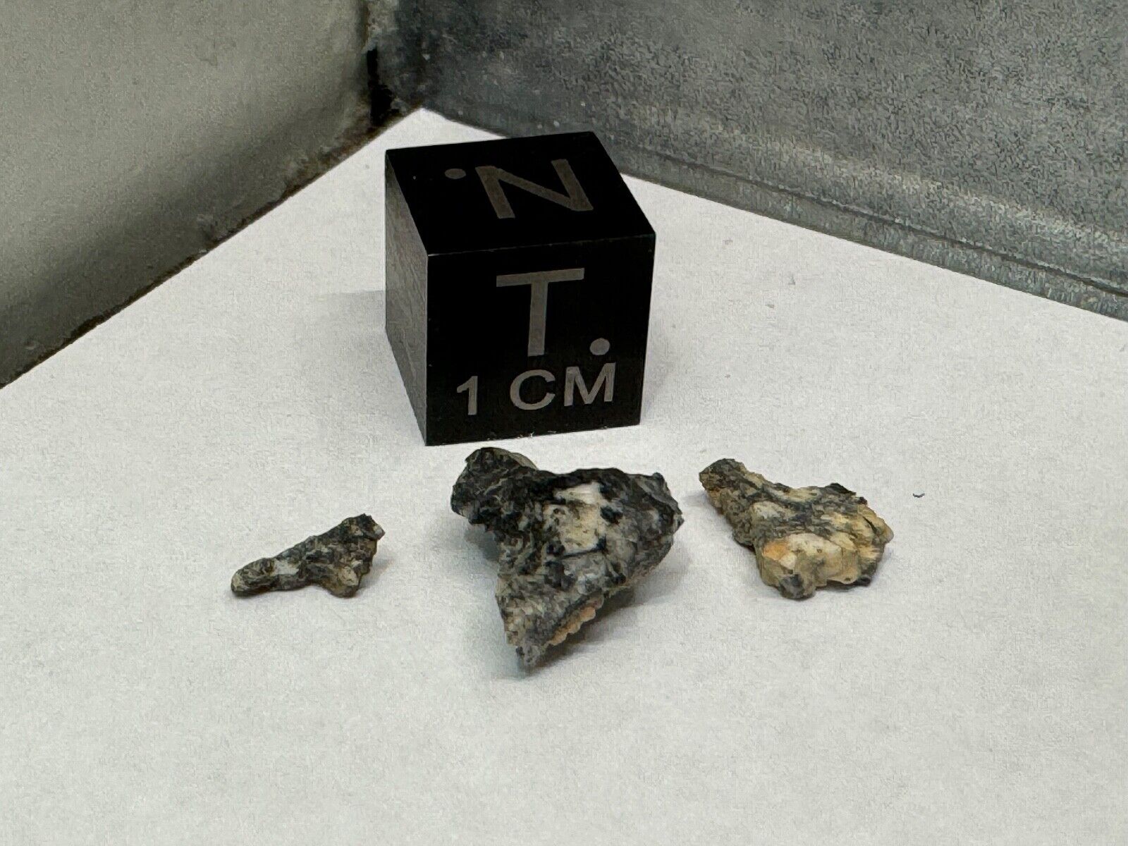 Aubrite Meteorite  .68g  NWA 15304  STUNNING AUBRITE **From Planet Mercury?