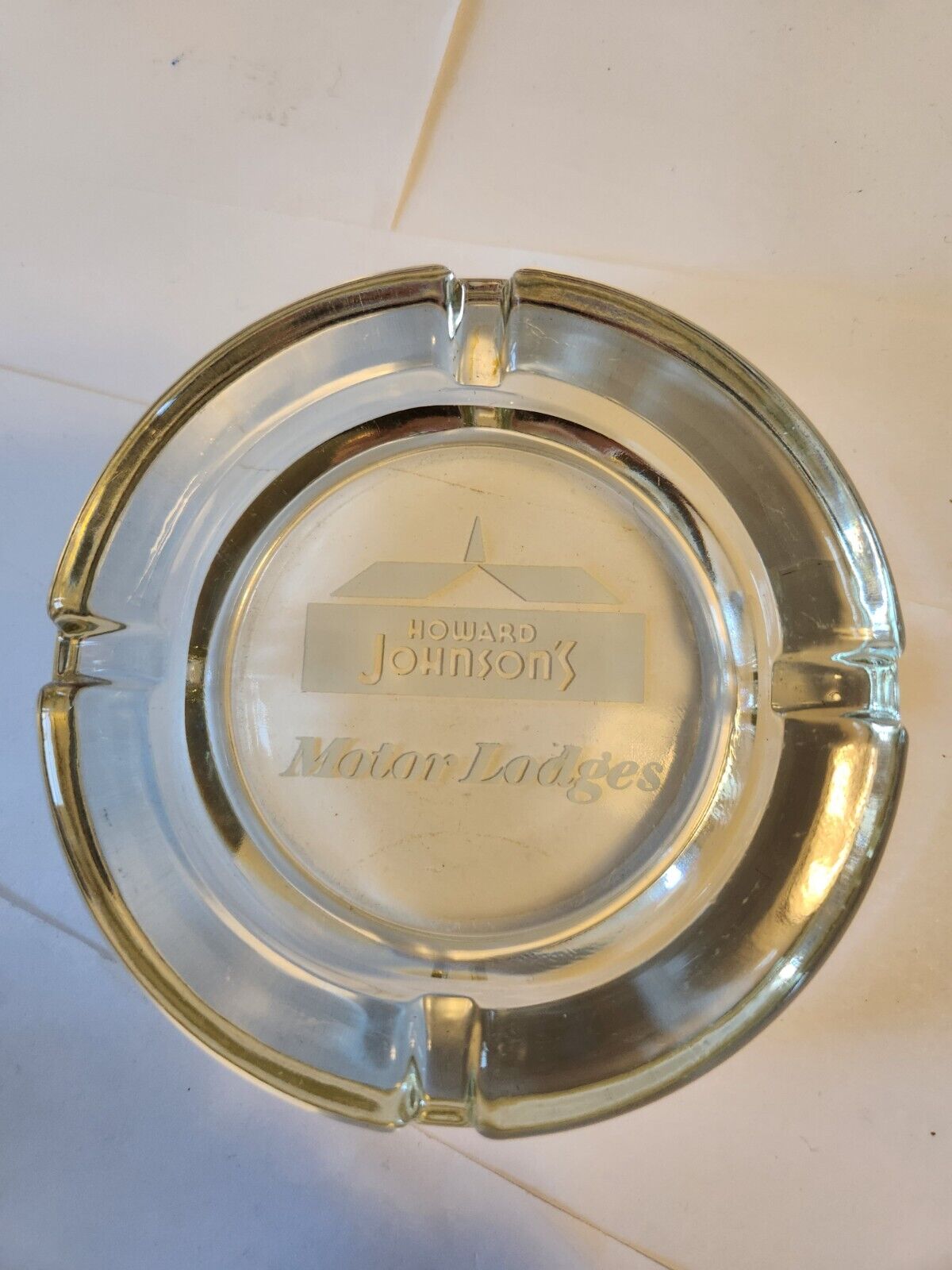 Vintage Howard Johnson\'s Glass Ashtray Restaurants Motor Lodges 4 Slots 4.5\