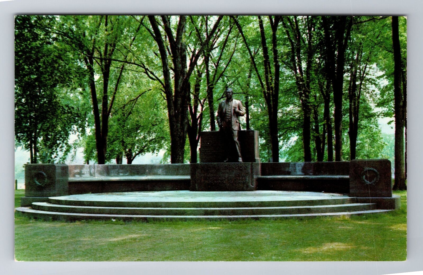 Endicott NY-New York, George F Johnson Monument, Antique, Vintage Postcard