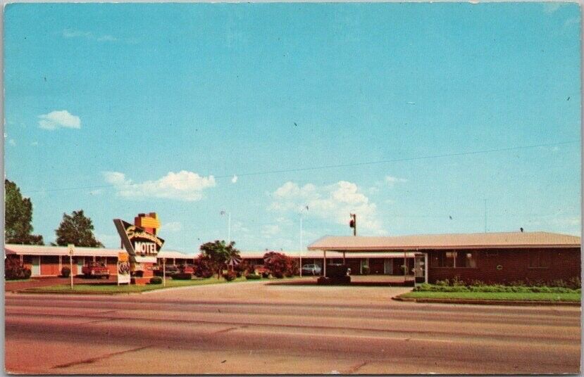 Weatherford, Oklahoma Postcard SOUTHWESTERN MOTEL Highway ROUTE 66 Roadside