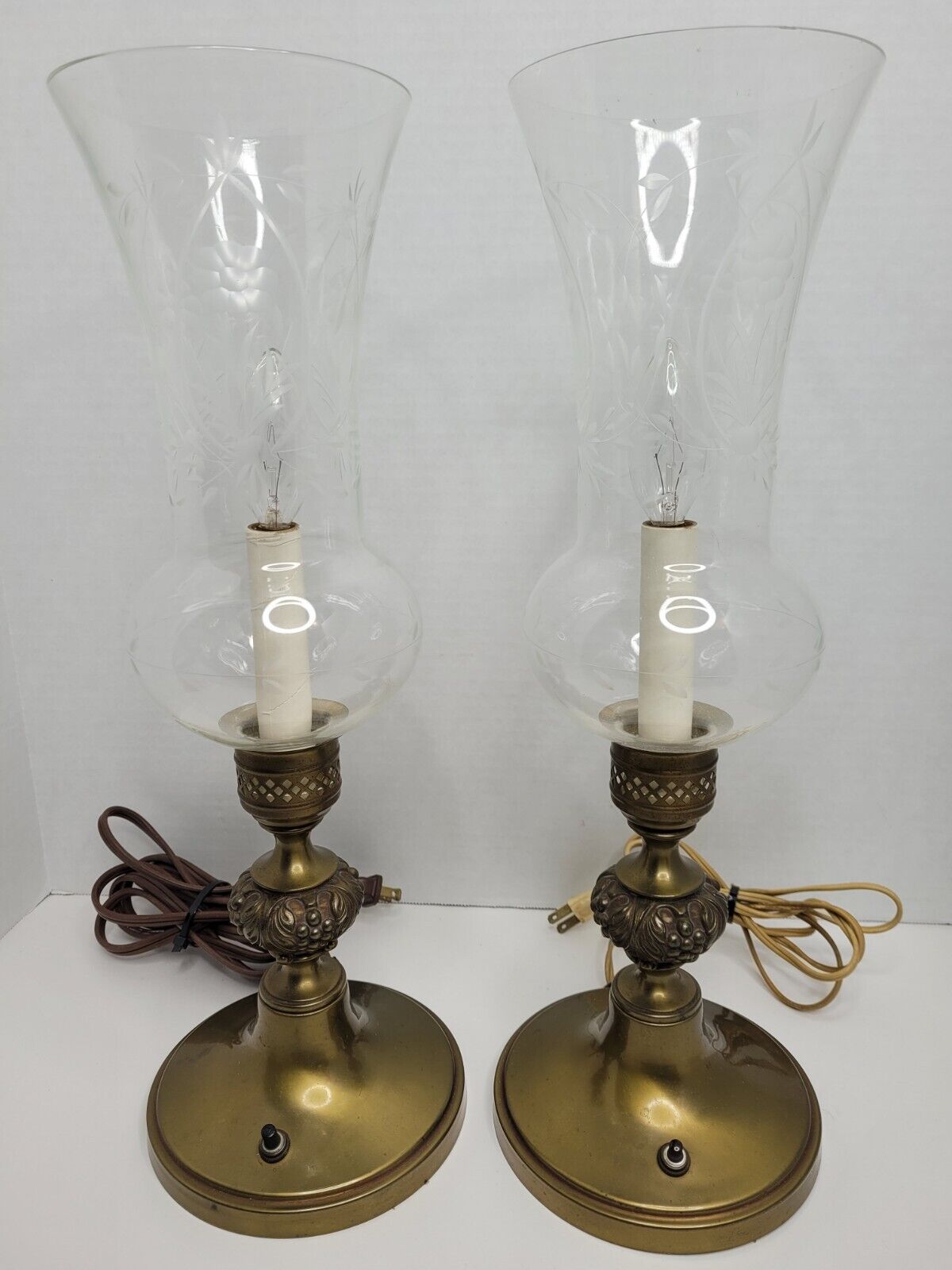 PAIR Vtg Antique Etched Glass Hurricane Mantle Boudoir Ornate Brass Lamps Candle
