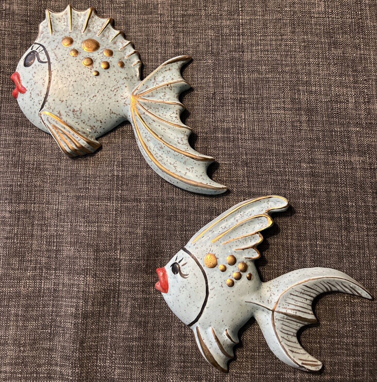 Set of 2 Vtg Ceramic Art Mold Angel Fish Blue/Gold Unmarked One-repair / Chip