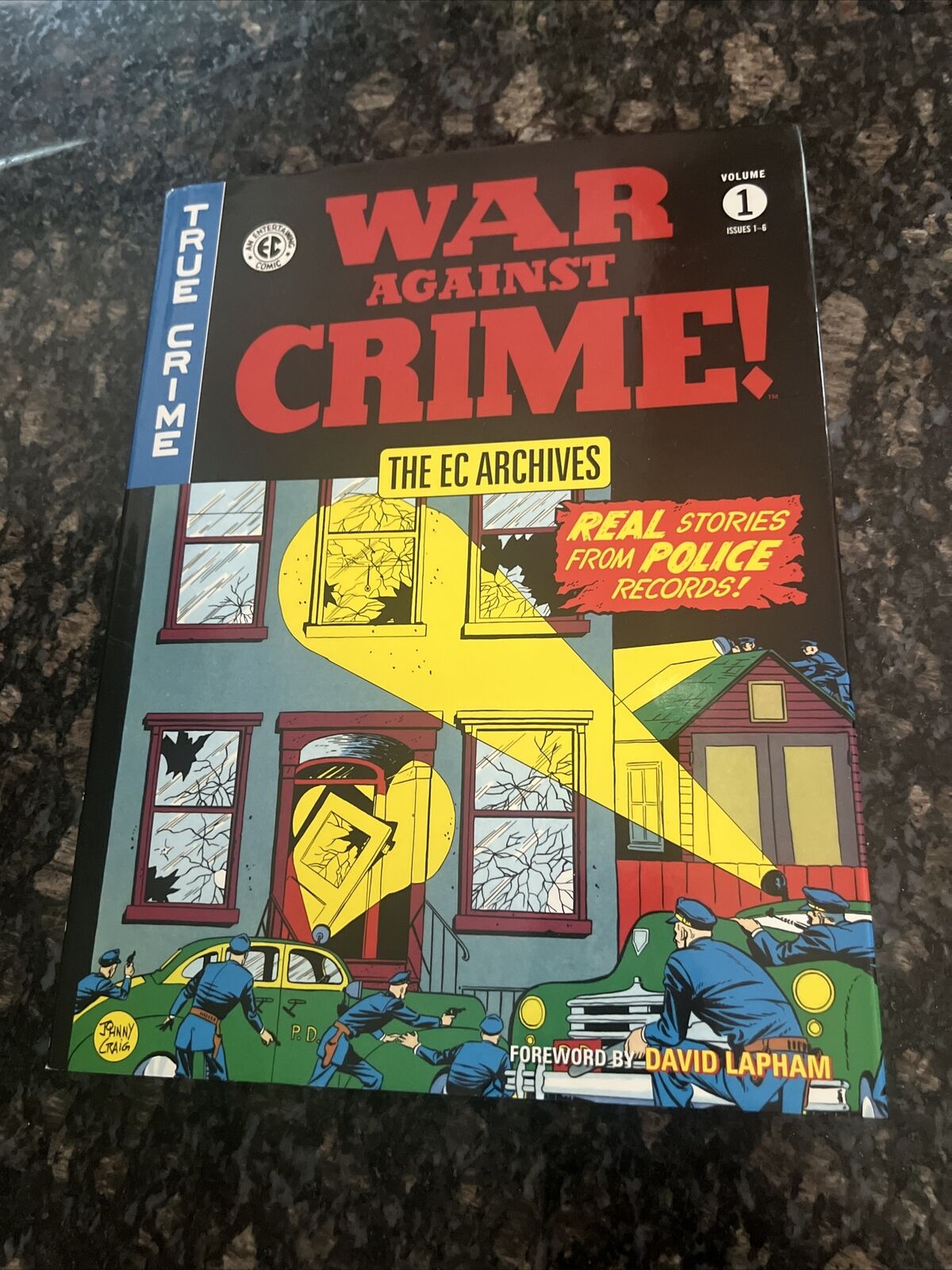 The EC Archives: War Against Crime Volume 1 Dark Horse Comics (Hardcover)