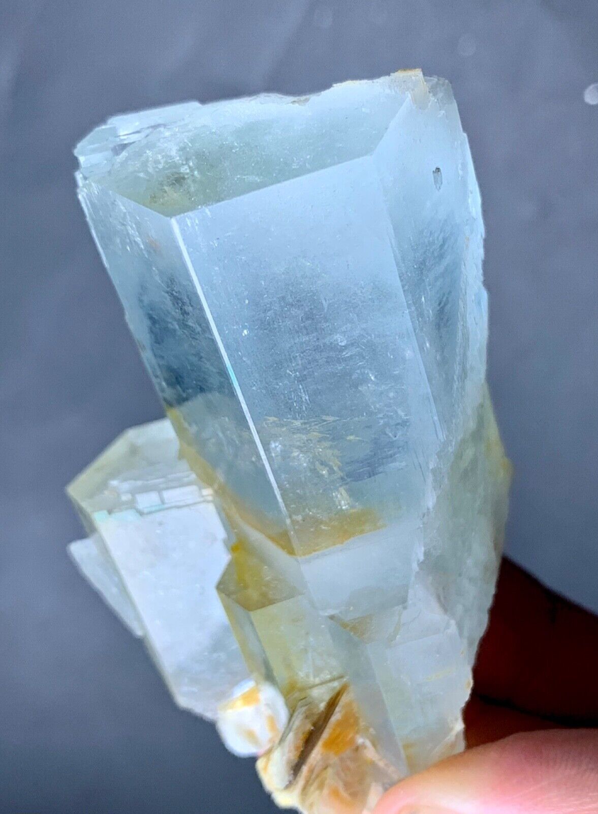 130 Gram Aquamarine Crystal From Nagar Valley Pakistan