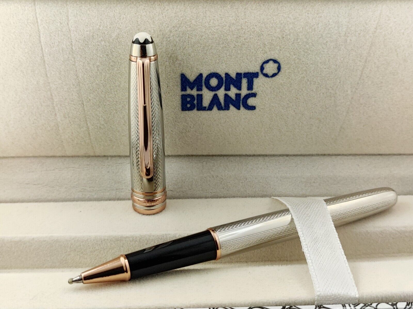 Luxury Montblanc Meisterstuck Solitaire Rose Gold Plated Cap Ballpoint Pen