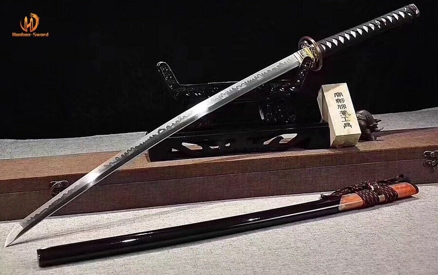 Hitatsura Hamon Folded Steel Clay Tempered Japanese Katana Sword Battle Ready