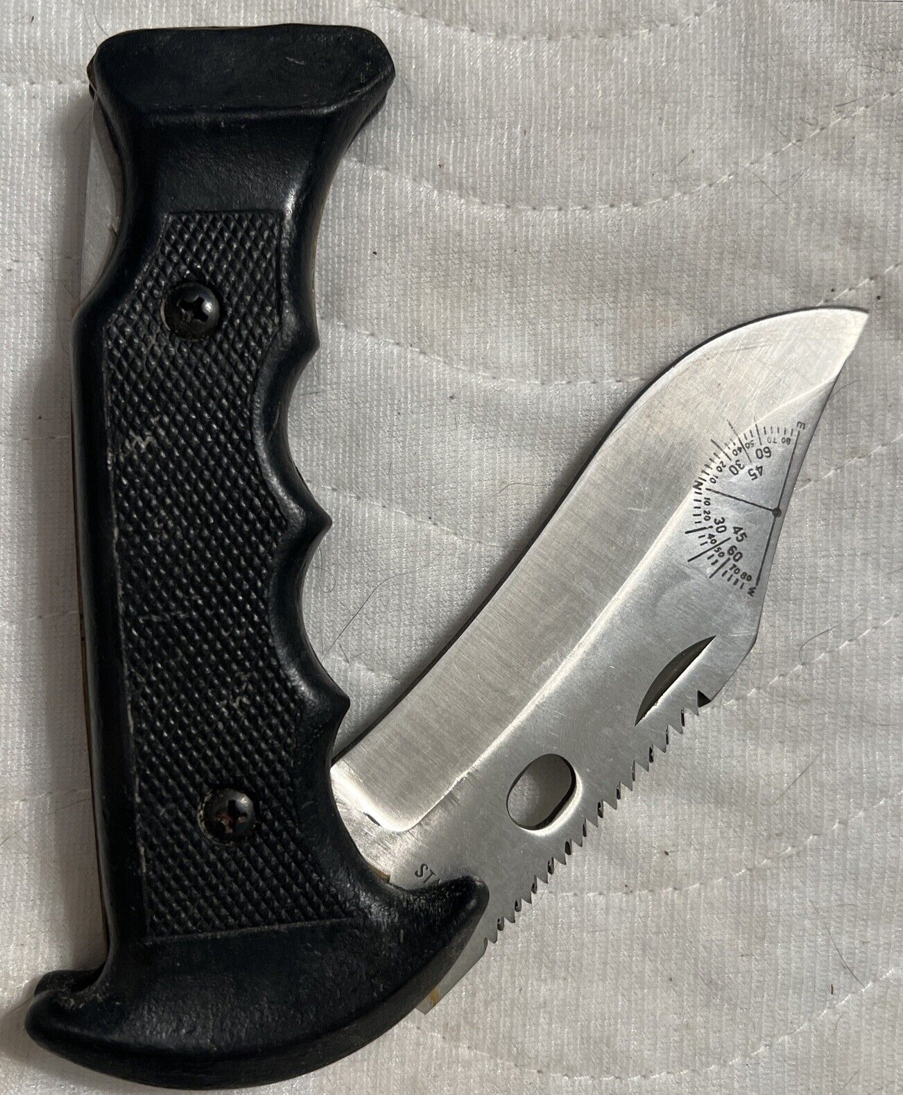 Hunting Knife Stainless Steal. Collapses Like A Pocket Knife.