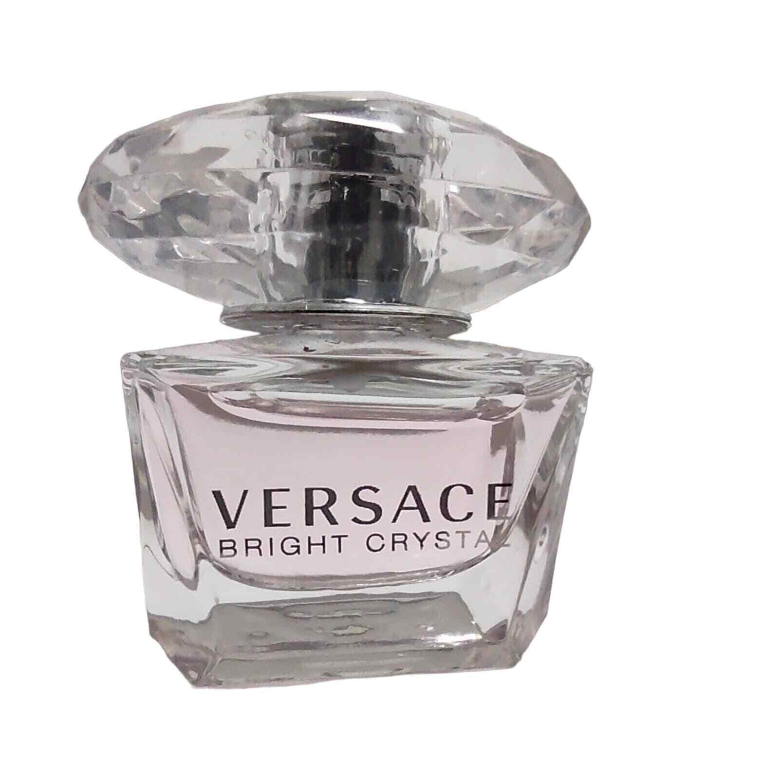 Versace women's Bright Crystal mini .17 Fl oz Eau De Parfum