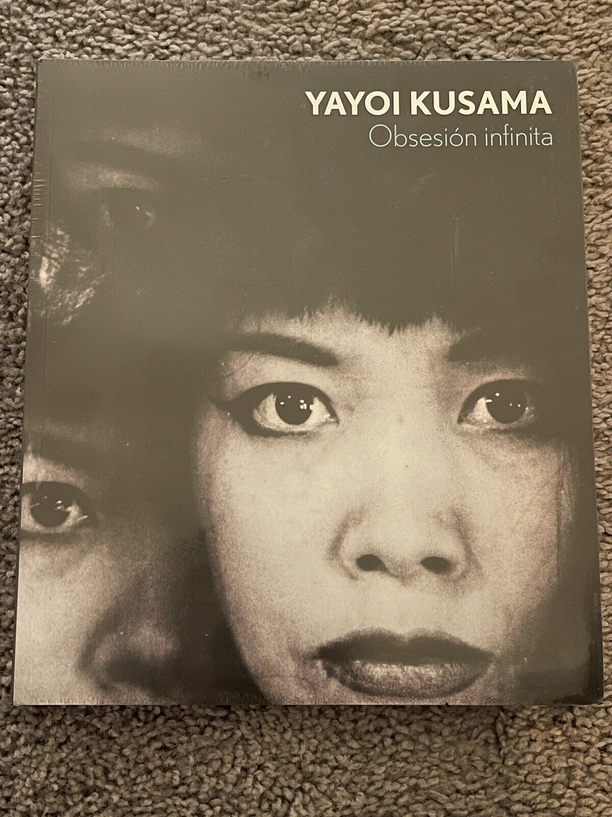 Yayoi Kusama: Obsesión Infinita Book. Brand New SEALED. Paperback/soft Cover