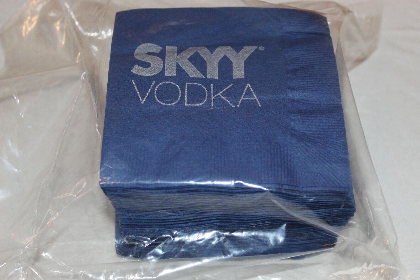Package Of 100 Skyy Vodka Blue Logo Bar Barware Napkins ~ NEW