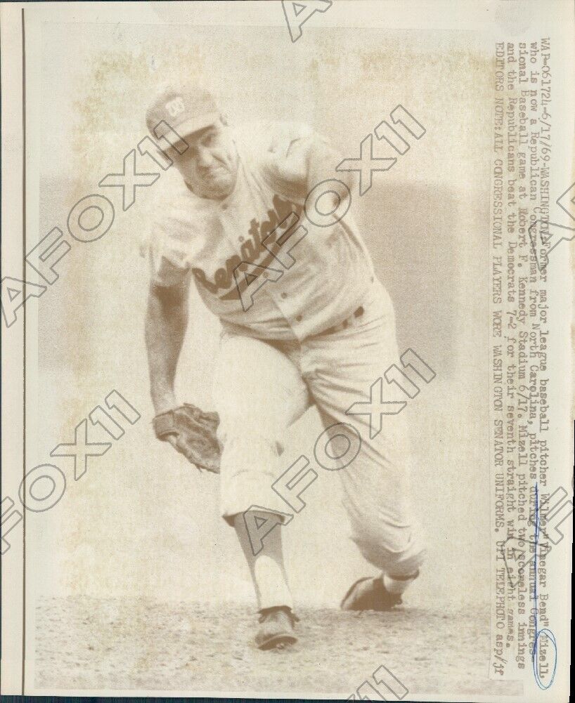 1969 NC Congressman MLB Pitcher Wilmer Vinegar Bend Mizell Press Photo