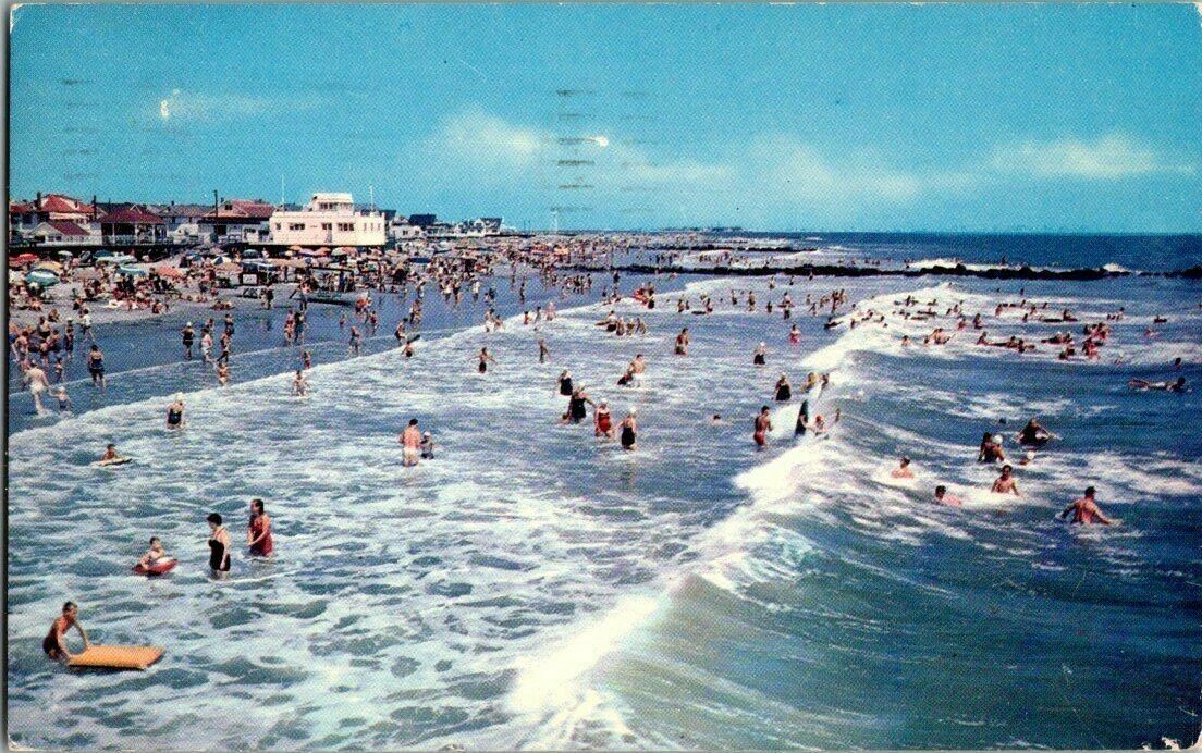 1950'S. OCEAN CITY, NJ. BATHING BEACH. POSTCARD. BQ4