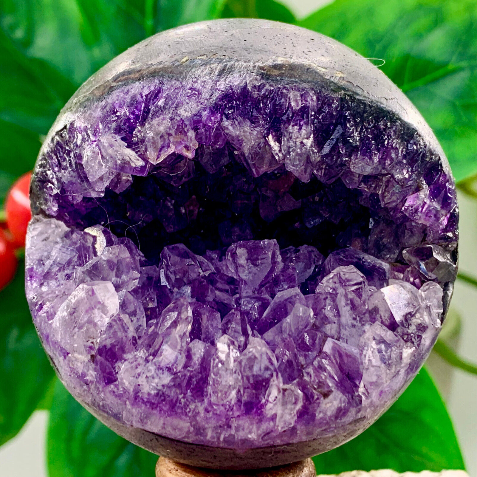 414G Natural Uruguayan Amethyst Quartz crystal open smile ball therapy
