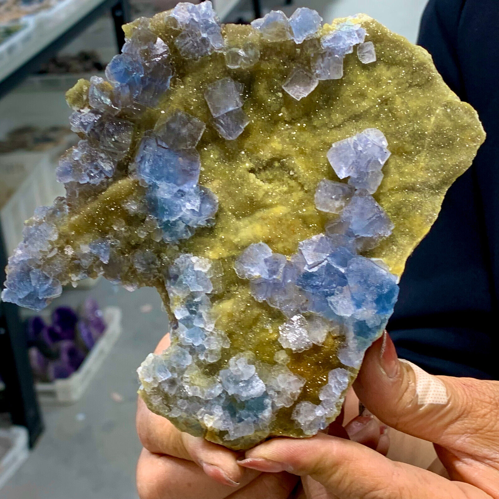 418G  Rare Transparent blue Cube Fluorite Mineral Crystal Specimen/China