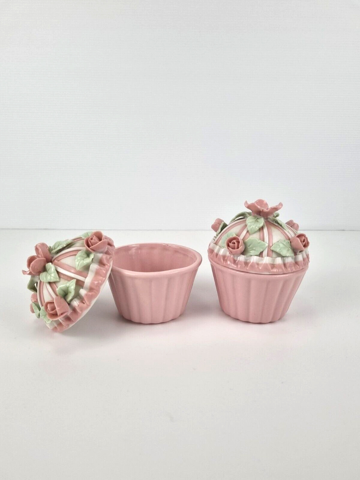 Robert Gordon Australia Scrumptious Pink Rose Cupcake Trinket Boxes X 2 VGC