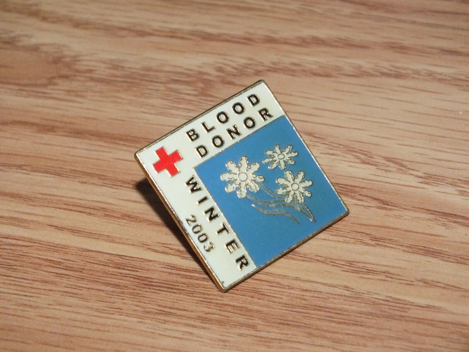 2003 Winter Blood Donor Collectible Enamel Gratitude Souvenir Lapel Pin