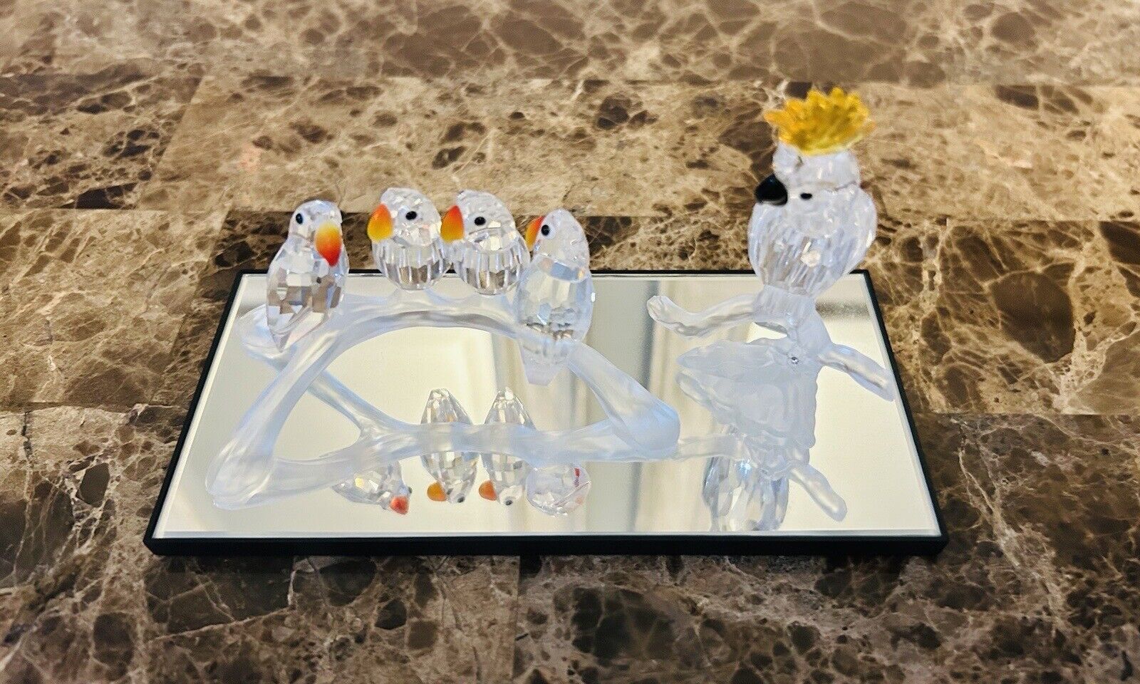 *Mint Zervas Crystal Cockatoo and Lovebirds with Glass Display Fast Shipping