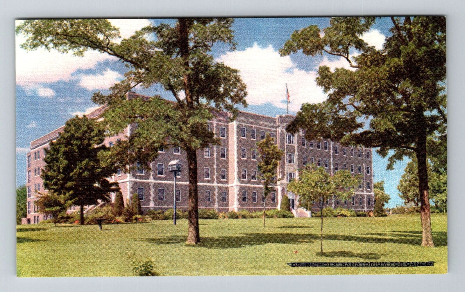 Savannah MO-Missouri, Dr Nichols\' Sanatorium Vintage Souvenir Postcard