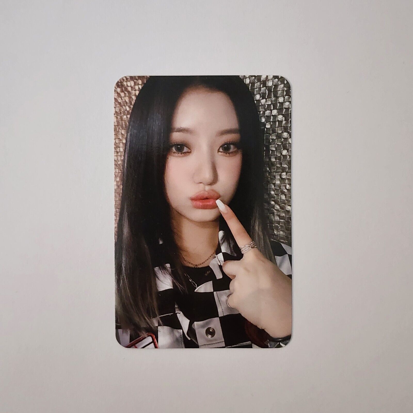 billlie siyoon 'the billage of perception: chapter two' benefit photocards