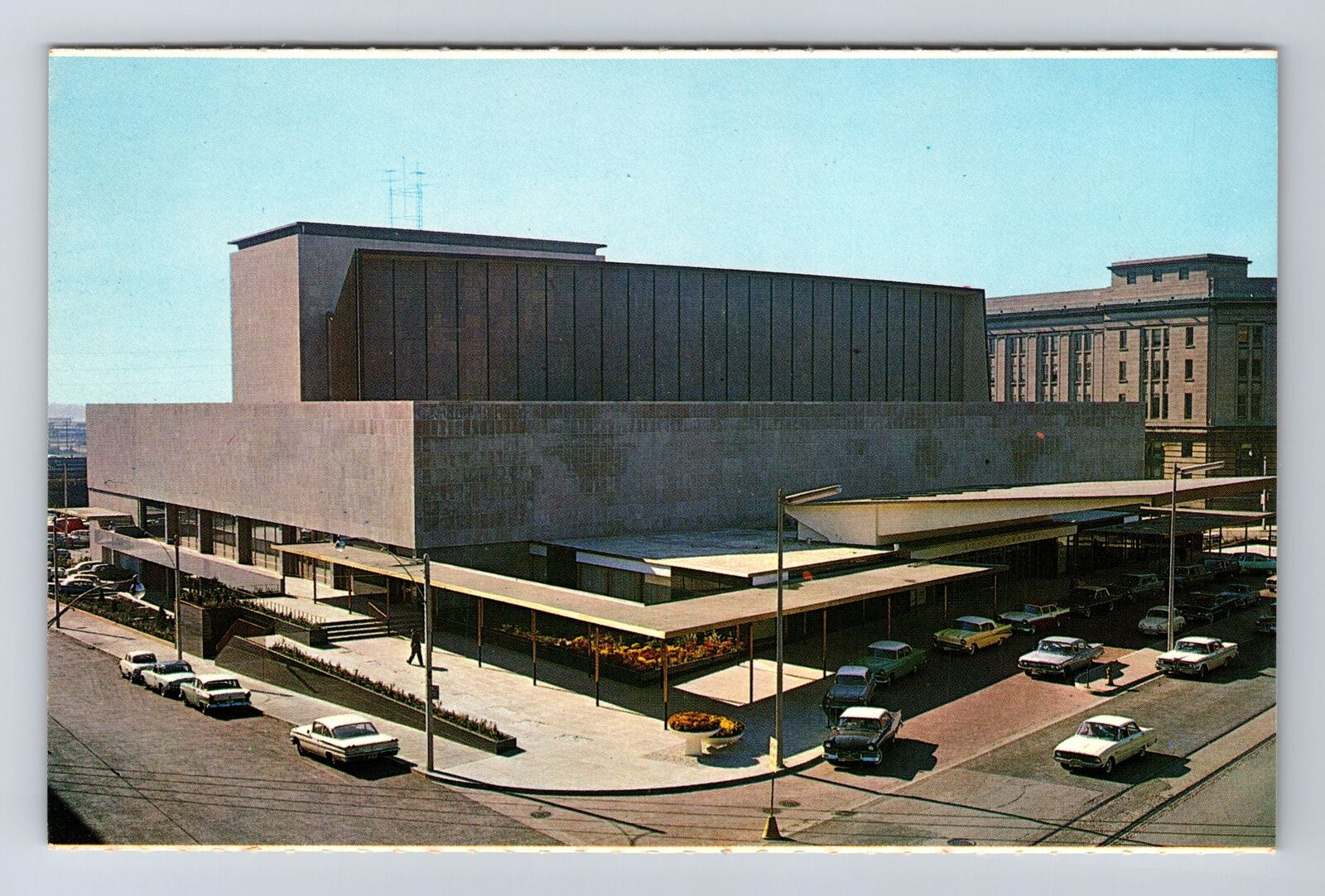 Toronto-Ontario, O'Keefe Centre for Performing Arts, Souvenir Vintage Postcard