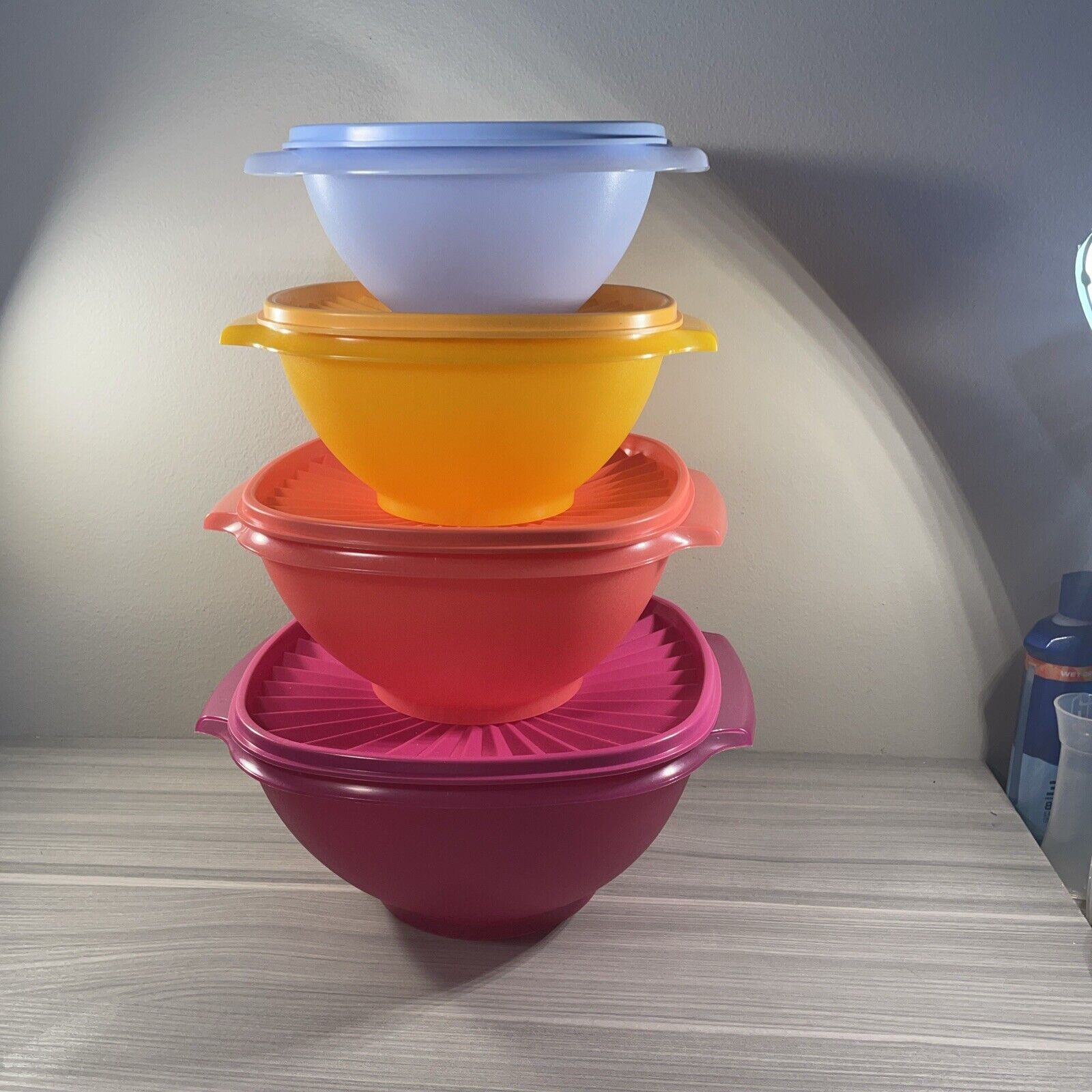 Tupperware Classic Servalier Bowls Set of 4 Multicolor Serving and Mixing New