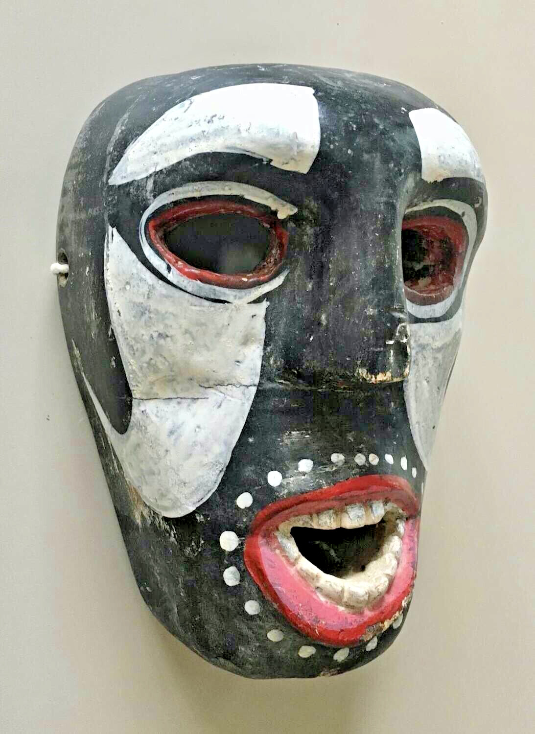 LARGE VINTAGE MEXICAN MASK - DANCE OF THE TIACOLOLEROS