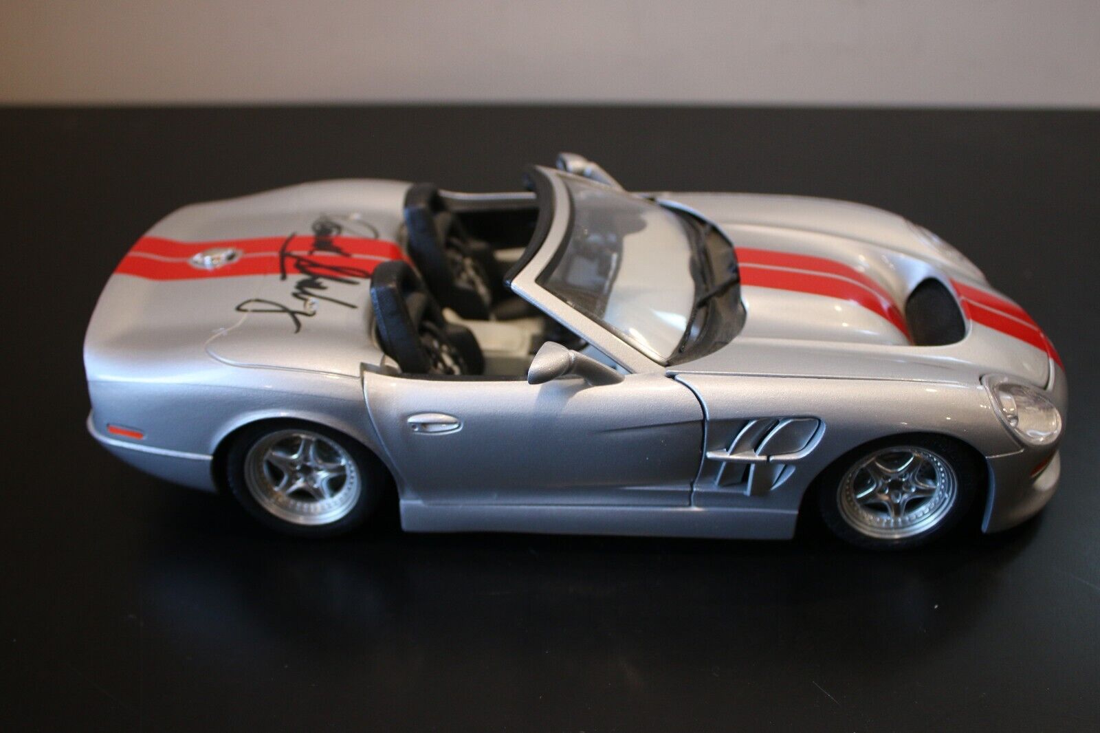 Carroll Shelby ~ Signed Autographed 1999 Series 1 Silver Diecast Car ~ PSA DNA