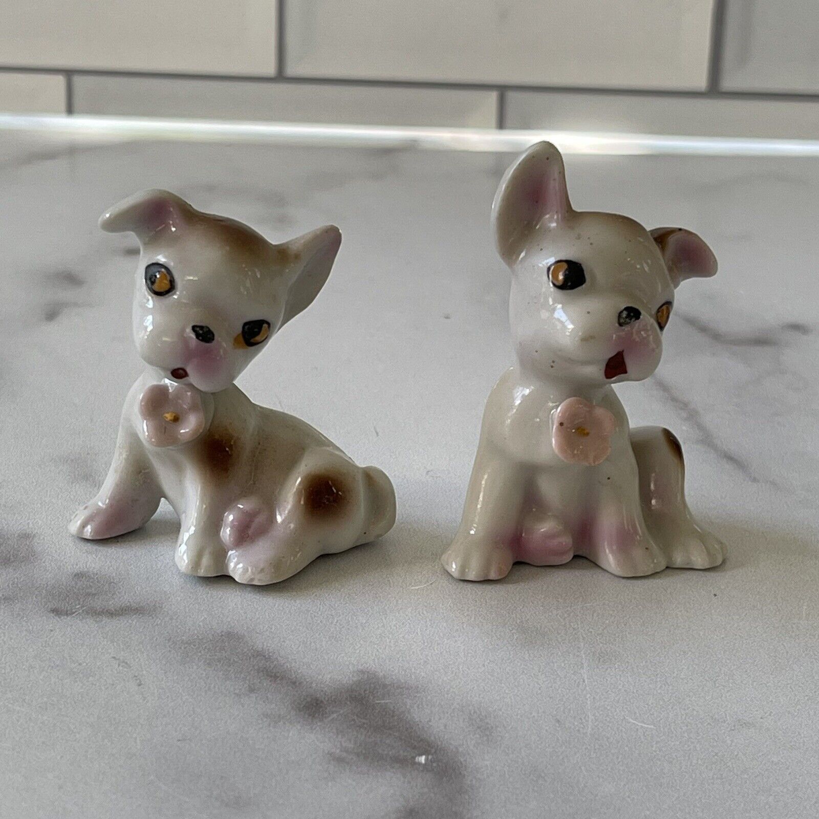 Vintage Porcelain Sitting Puppy Dogs Figurines Made in Japan 2\