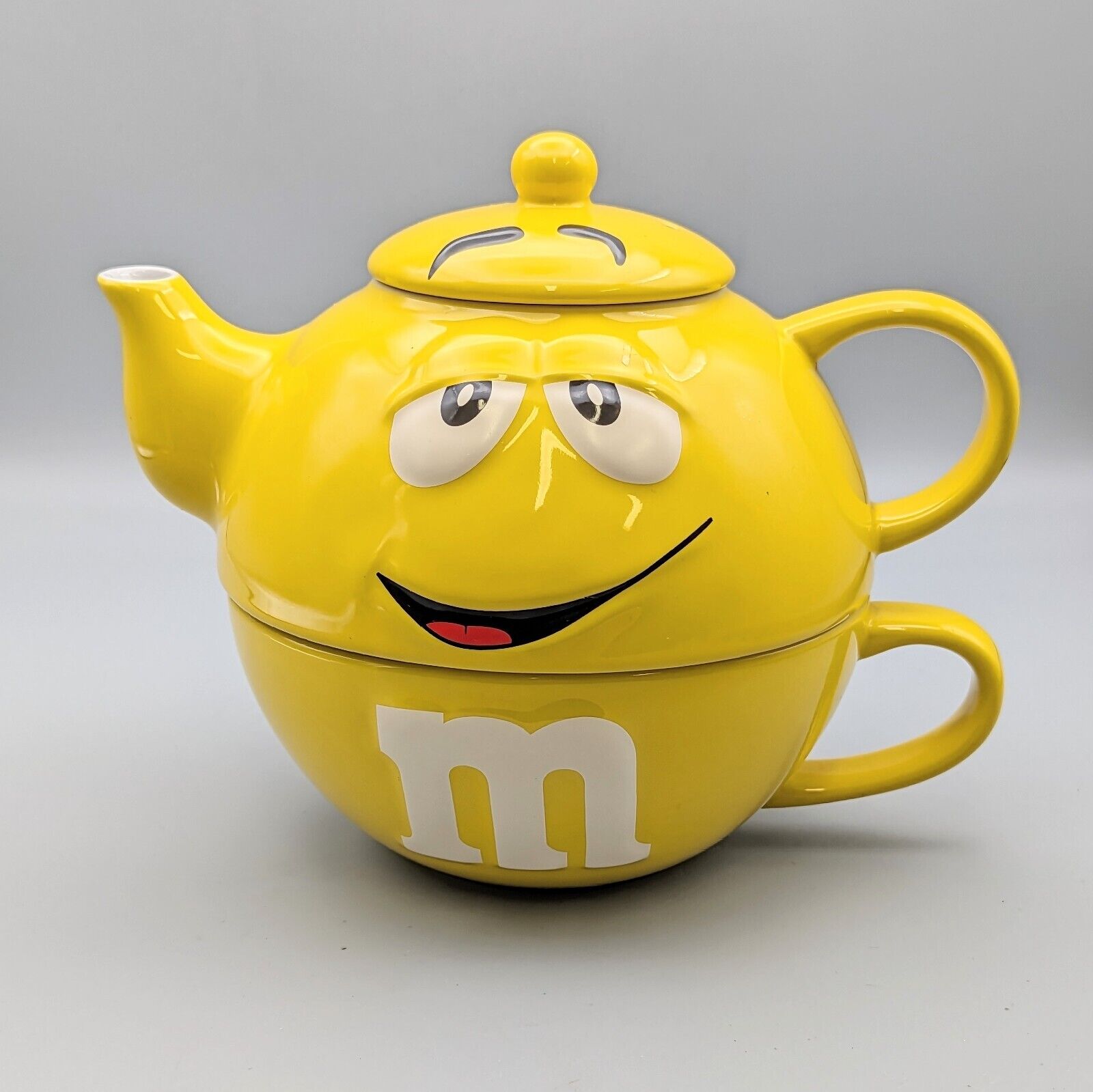 M&M’s World Yellow Ceramic Stackable Teapot & Cup Set