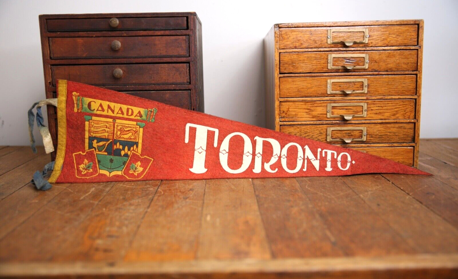Vintage Toronto Canada felt banner state sign school flag red yellow old
