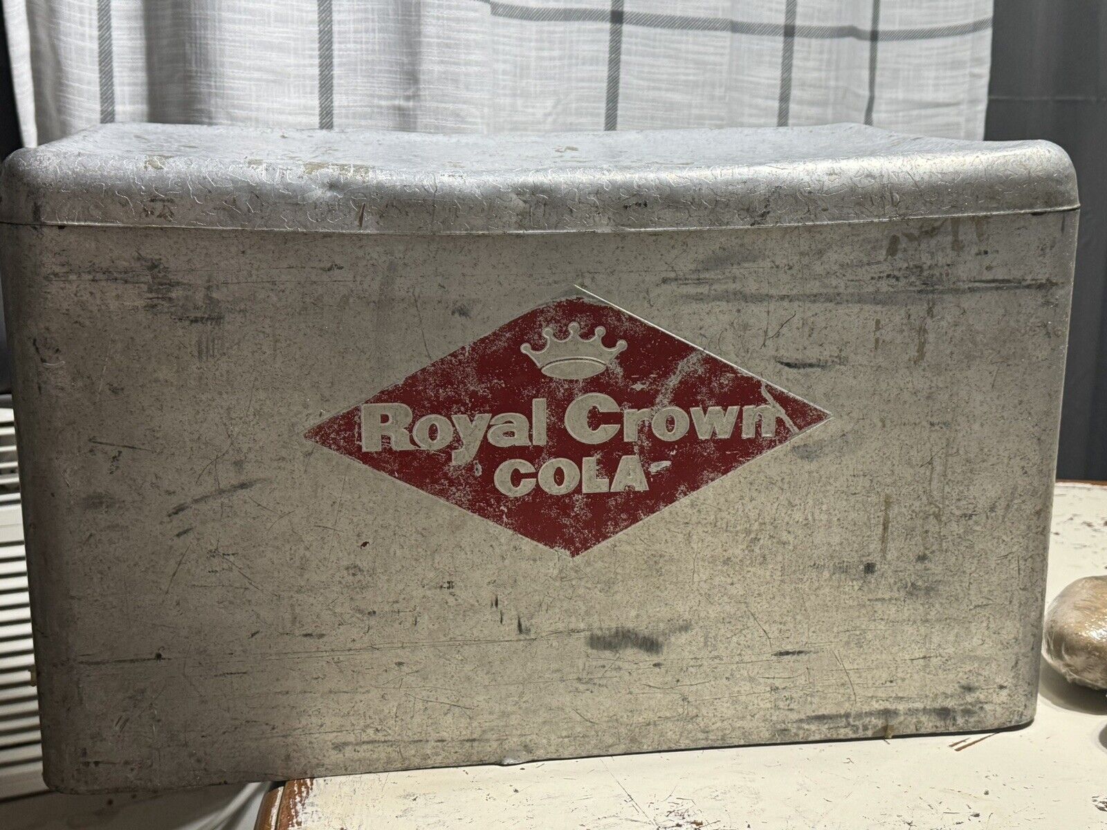 VINTAGE ALUMINUM ROYAL CROWN RC COLA COOLER DIAMOND LOGO Cronstroms Service READ