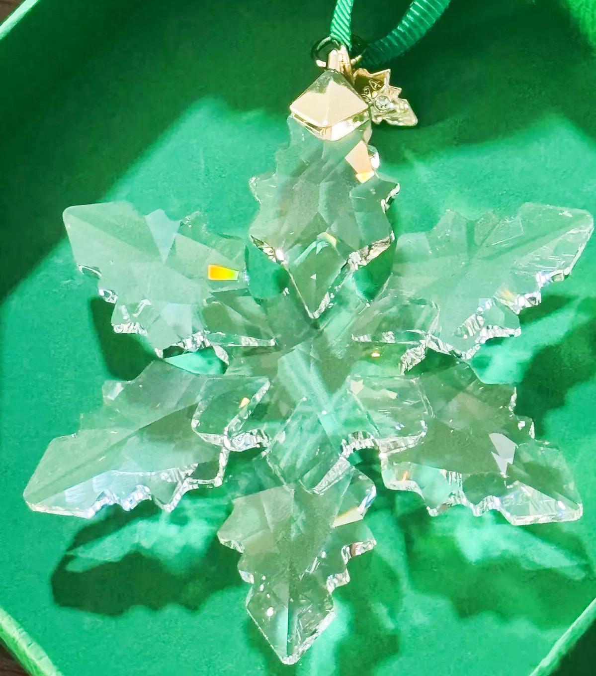 2024 White Snowflake Crystal Annual Ornament Limited  with Gold Metal 5661079