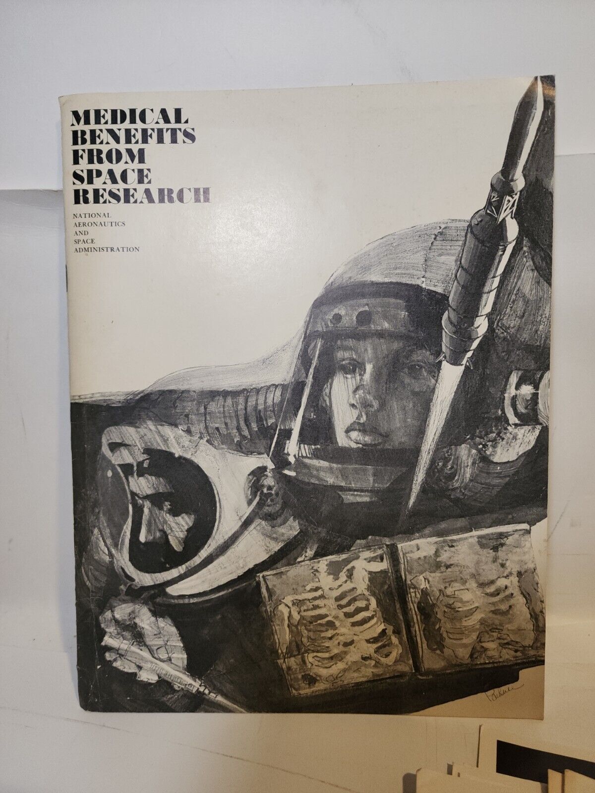 Medical Benefits from Space Research VTG 1968 NASA Promotional Book With Extras