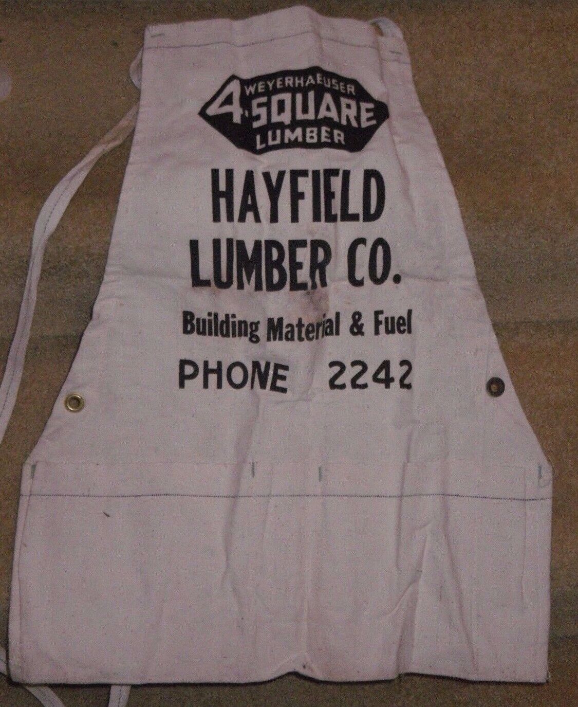 Apron Weyerhaeuser 4 Square Lumber Coin Changing Nail pockets Hayfield Mn.
