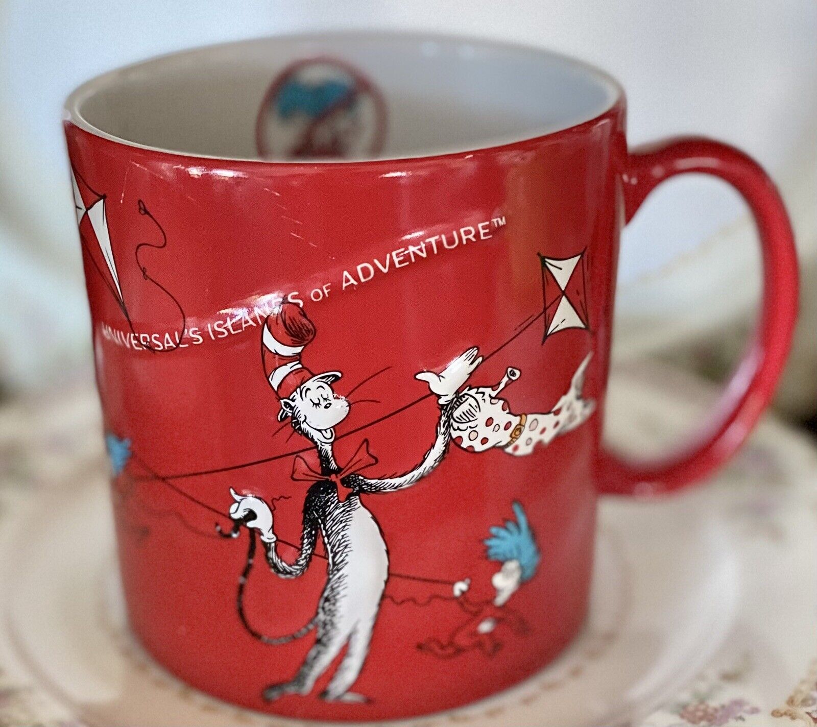 The Cat in the Hat Universal Studios Dr. Seuss 2009 Oversized Coffee Mug Red