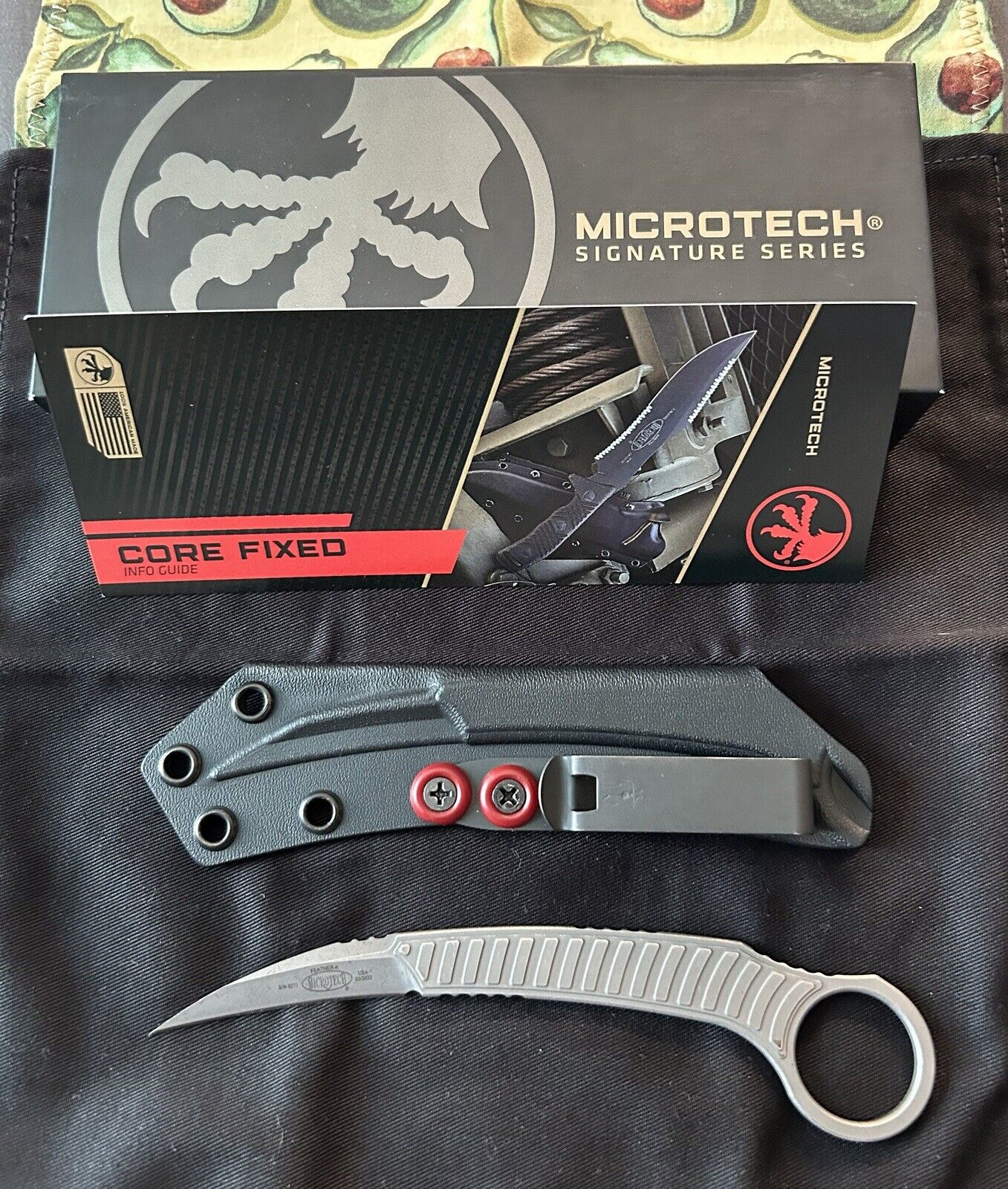 Microtech Knives Feather S/E Signature 