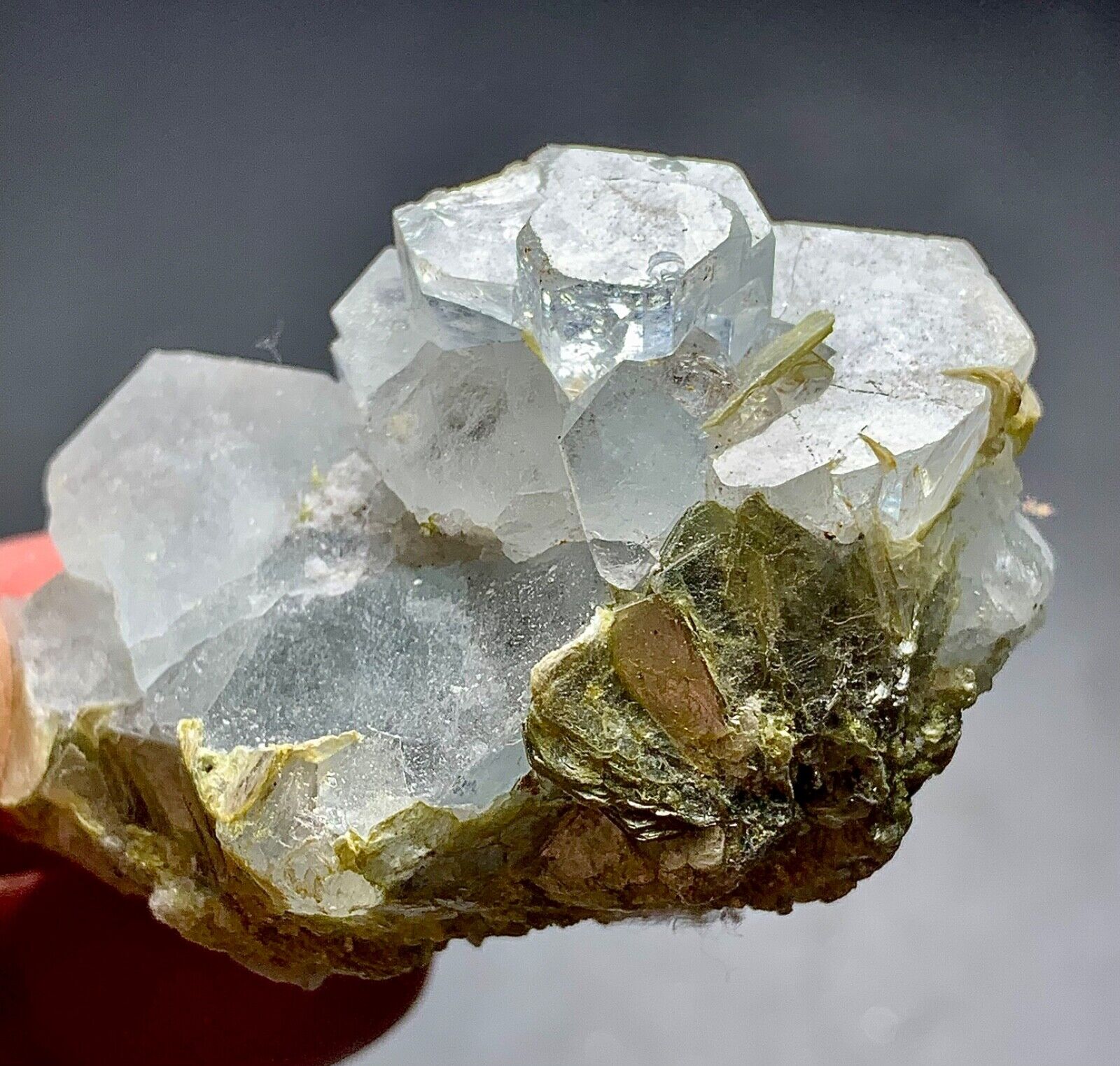 225 Carat Aquamarine Crystal Specimen From Skardu Pakistan