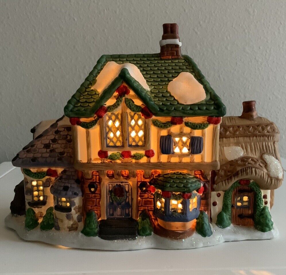 Vtg Bayberry Village Trim A Home Christmas Lighted Porcelain House Box & Light