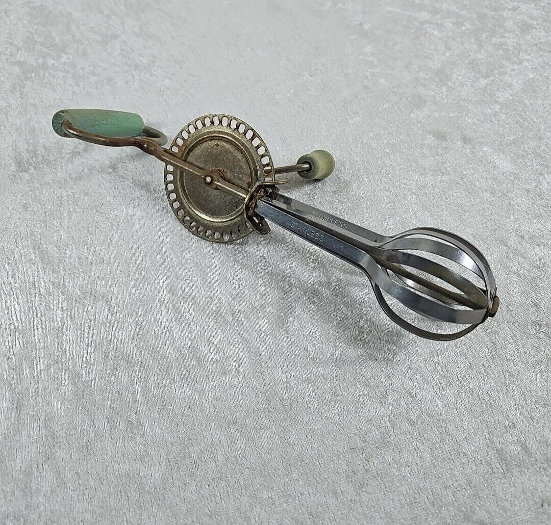 Vintage Edlund Company Manual Egg Beater with Green Wooden Handle And Knob