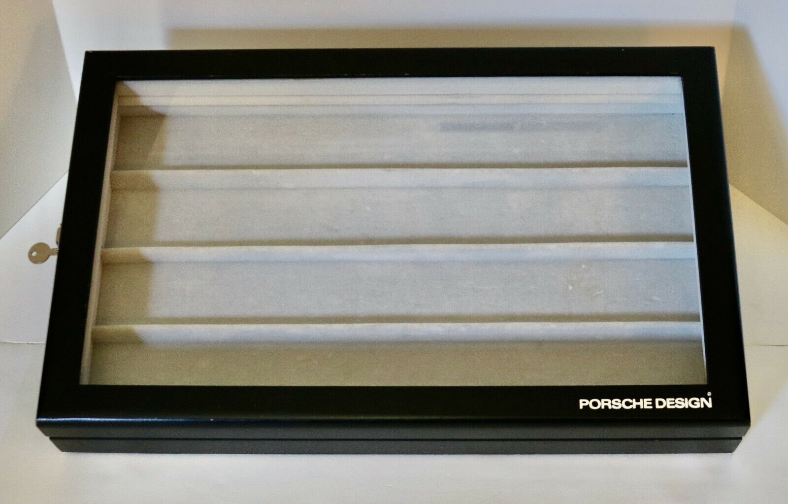 PORSCHE DESIGN locking store counter display