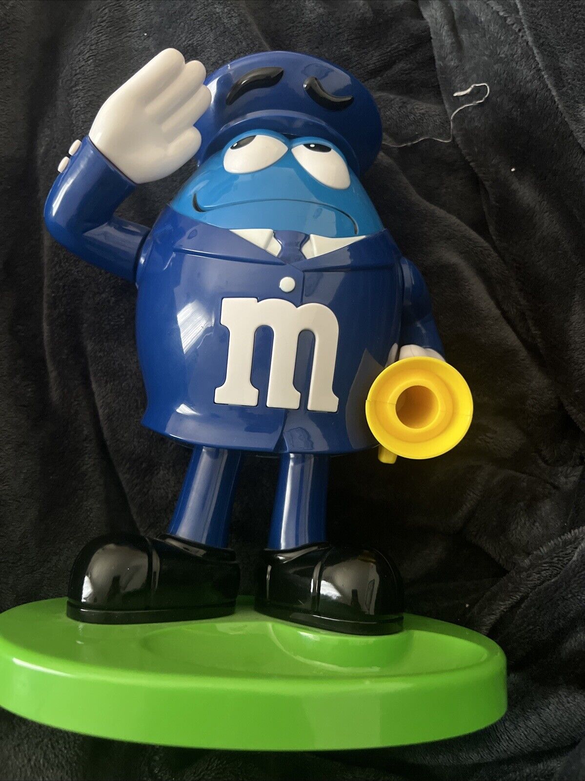 M&M’s World Blue Police Man Dispenser Waving/Saluting hand