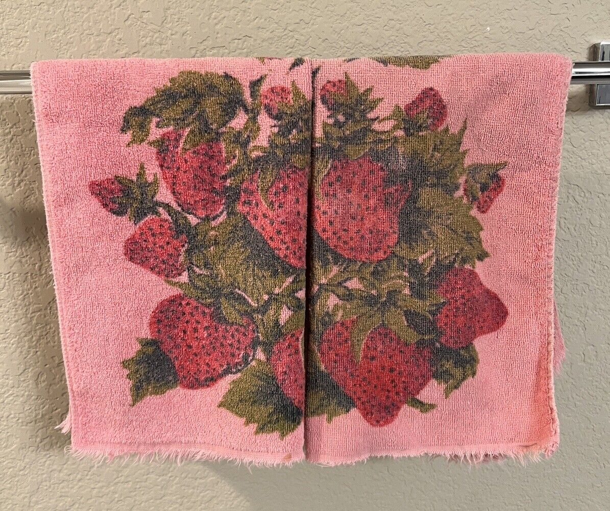 Vintage 1970s Pink Strawberries Hand Towels Bath Kitchen Kitsch 2 Piece 14 X 22
