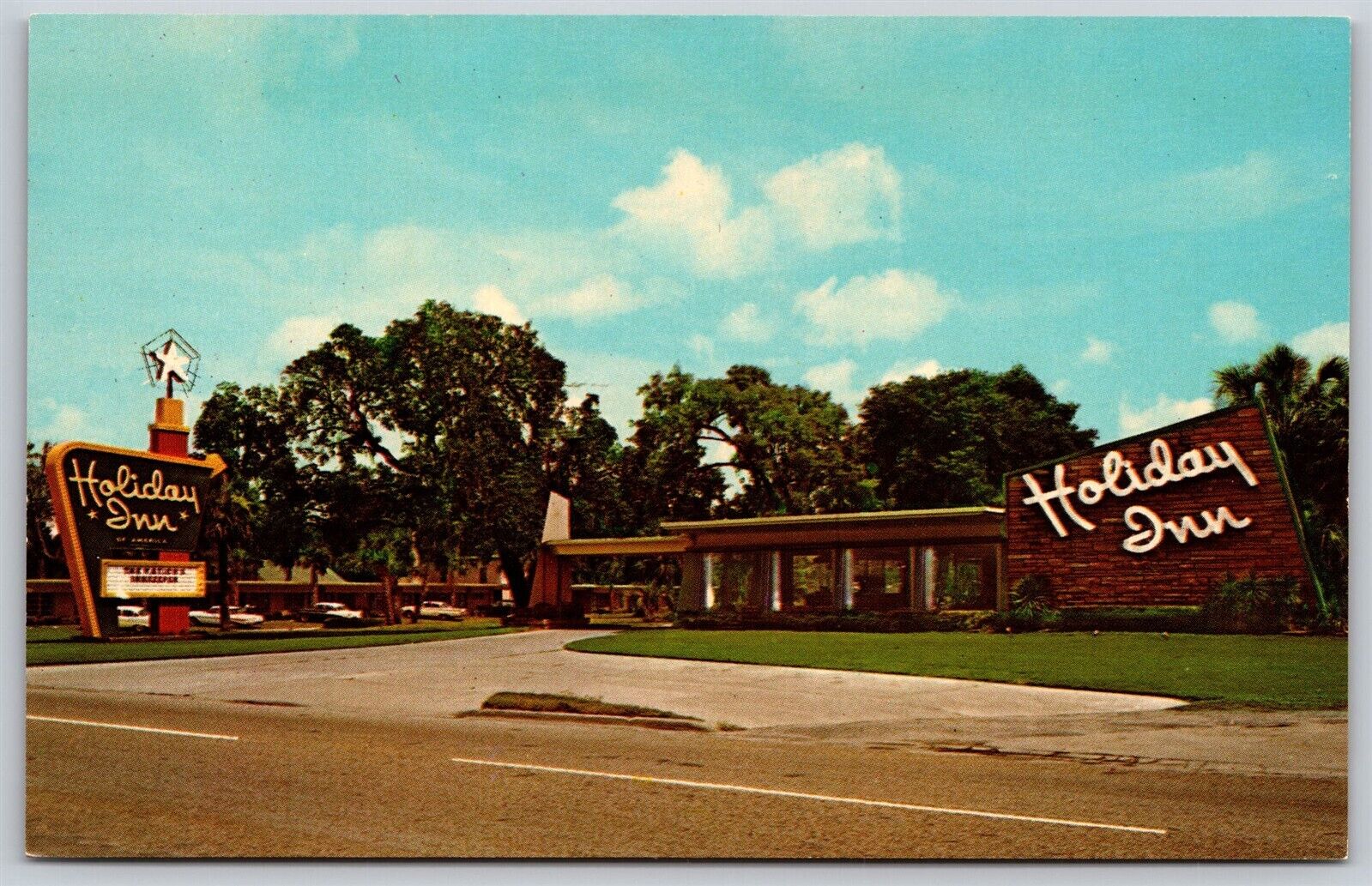 Postcard Holiday Inn of Silver Springs, Florida E54