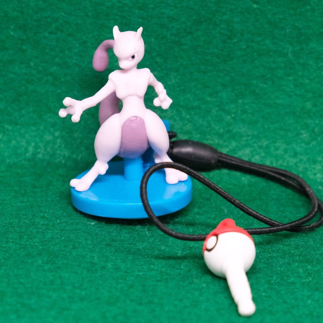 Mewtwo Pokemon Charm Strap Smartphone Cleaner Nintendo Very Rare From Japan F/S