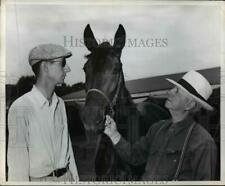 1946 Press Photo trainer and his race horse - net24357 picture