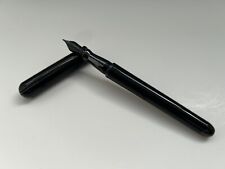 Pineider Avatar UR in Glossy Black, Medium Nib Fountain Pen picture