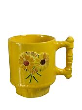 Vintage 1970’s Hobbyist Coffee Tea Mugs Stackable Yellow Daisy Unsigned Lot Of 4 picture