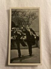 1954 A&BC Minors - Film Stars - Laurel and Hardy - Set 1 No.6 - Square Corners picture
