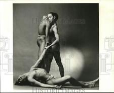 1982 Press Photo Performance of Clive Thompson Dance Company members. picture
