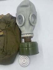 SOVIET RUSSIAN MILITARY GP-5 GAS MASK NBC (NUCLEAR, BIOLOGICAL, CHEMICAL picture